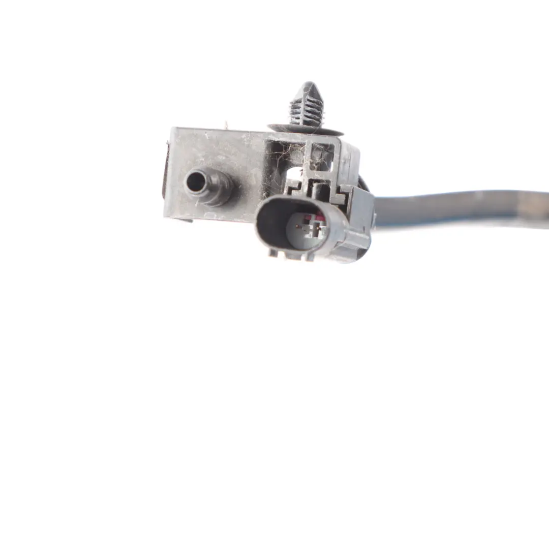 Nozzle Jet Chain Windscreen Washer System to BMW X5 F15 X6 F16 X5 F85 with Part number 7292659 BMW X5 F15 X6 F16 X5 F85 Nozzle Jet Chain Windscreen Washer System - SKU 7292659-1 - Part number 7292659