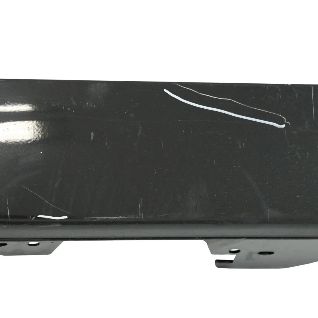 Faldón lateral Sill Strip Faldón lateral derecho Black Sapphire - 475 para BMW F20 con número de pieza 7293554 BMW F20 Faldón lateral Sill Strip Faldón lateral derecho Black Sapphire - 475 - SKU 7293554-BS2 - Número de pieza 7293554