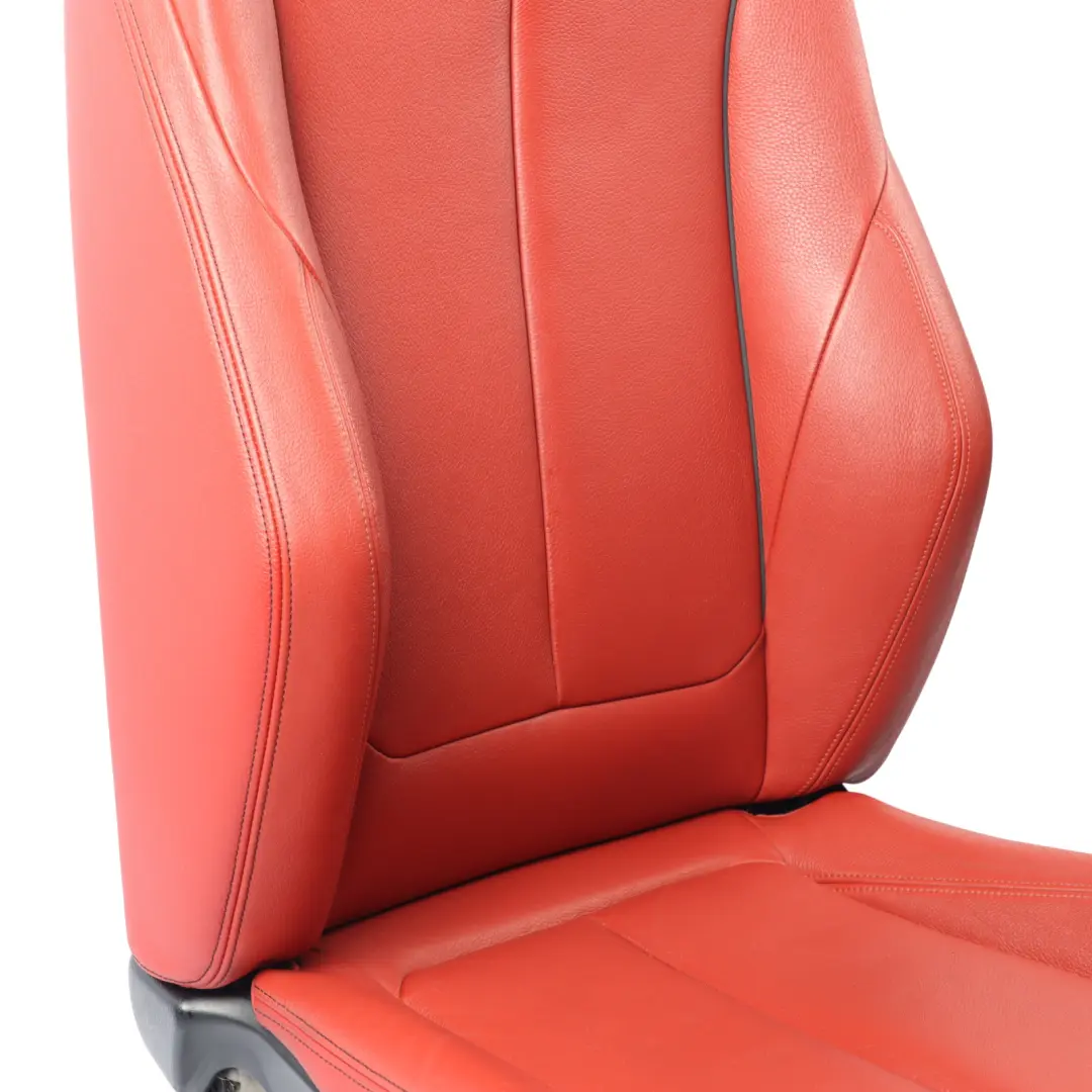 Sedile Anteriore Pelle Dakota Korall Rot Sinistro per BMW F30 F31 F34 GT M Sport con numero di parte 7295147 BMW F30 F31 F34 GT M Sport Sedile Anteriore Pelle Dakota Korall Rot Sinistro - SKU 7295147-7 - Numero di parte 7295147