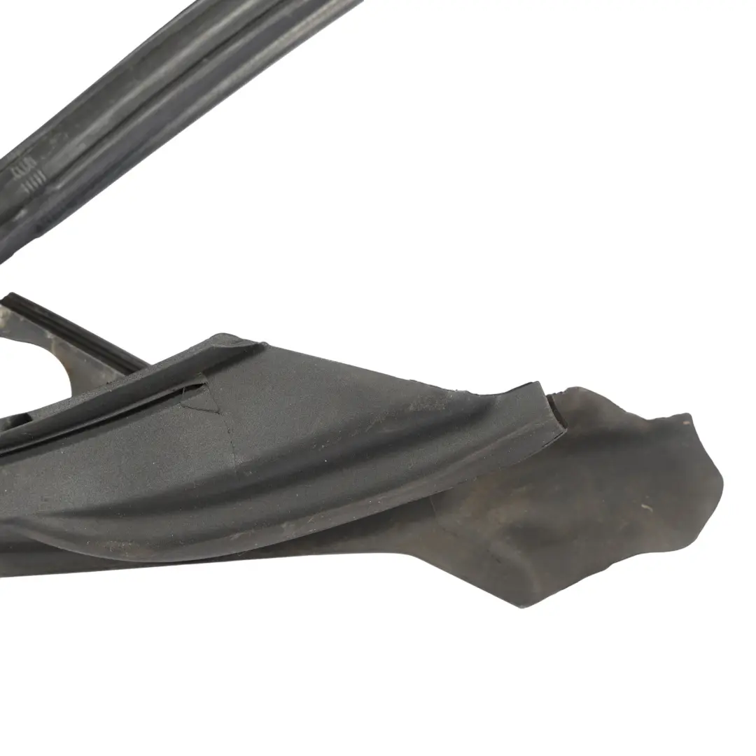 Coupé Seal Gasket Outer Mirror Triangle Front Right O/S to BMW F36 Gran with Part number 7310194 BMW F36 Gran Coupé Seal Gasket Outer Mirror Triangle Front Right O/S - SKU 7310194 - Part number 7310194