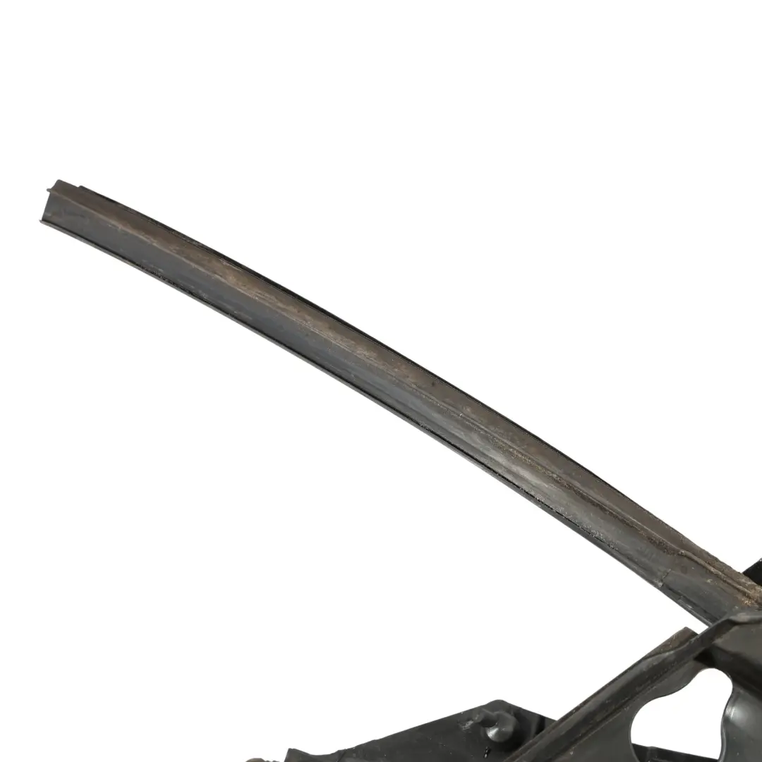 Uszczelka lusterka prawego do BMW F36 Gran Coupe o numerze 7310194 BMW F36 Gran Coupe Uszczelka lusterka prawego - SKU 7310194 - Numer Części 7310194