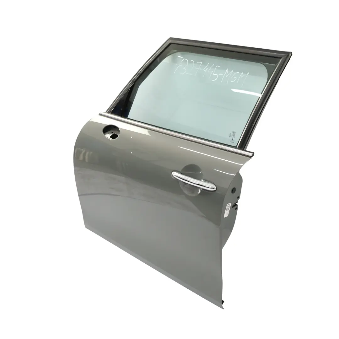 Puerta Delantera Izquierda Panel Revestimiento Moonwalk Grey - B71 para Mini F55 con número de pieza 7327445 Mini F55 Puerta Delantera Izquierda Panel Revestimiento Moonwalk Grey - B71 - SKU 7327445-MGM - Número de pieza 7327445