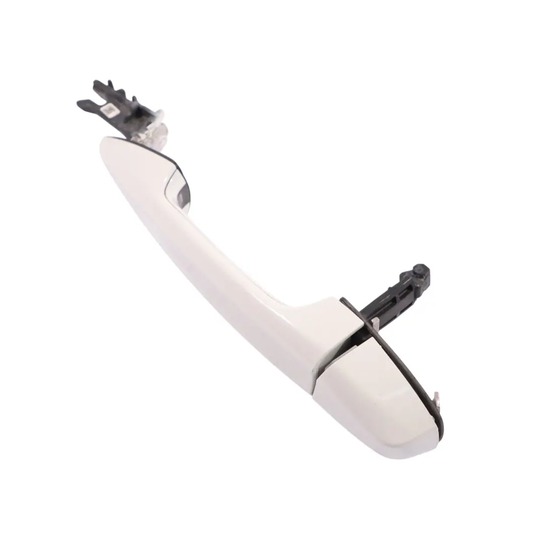Poignée de porte extérieure arrière droite Alpinweiss Alpine White - 300 pour BMW F45 à propos du numéro de pièce 7331289 BMW F45 Poignée de porte extérieure arrière droite Alpinweiss Alpine White - 300 - SKU 7331289-AW - Numéro de pièce 7331289