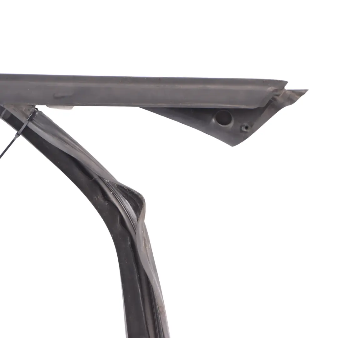 Inner Window Guide Seal Front Door Right O/S to BMW X1 F48 with Part number 7349636 BMW X1 F48 Inner Window Guide Seal Front Door Right O/S - SKU 7349636 - Part number 7349636