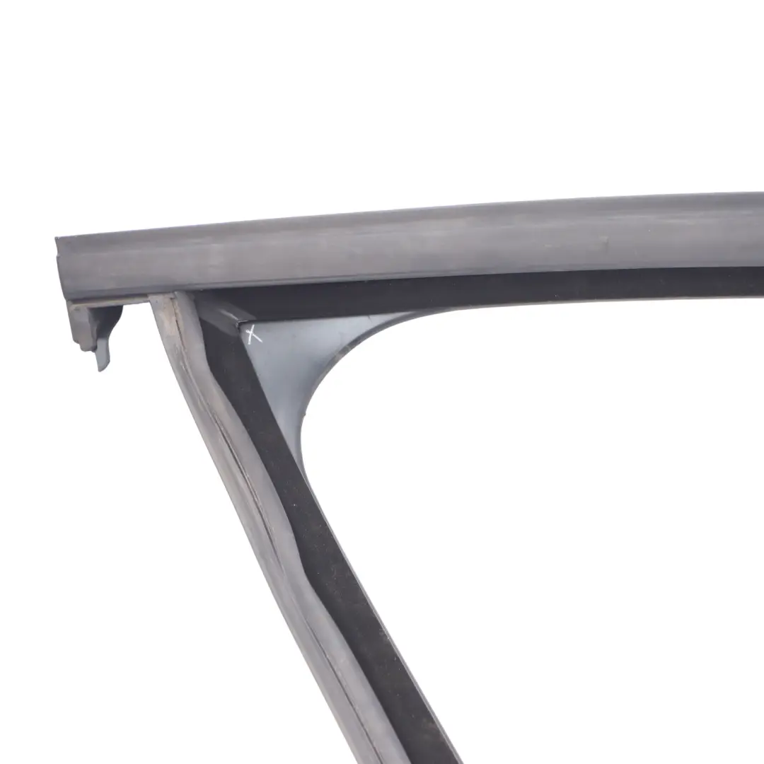 Guía Interior Ventana Puerta Delantera Derecha para BMW X1 F48 con número de pieza 7349636 BMW X1 F48 Guía Interior Ventana Puerta Delantera Derecha - SKU 7349636 - Número de pieza 7349636