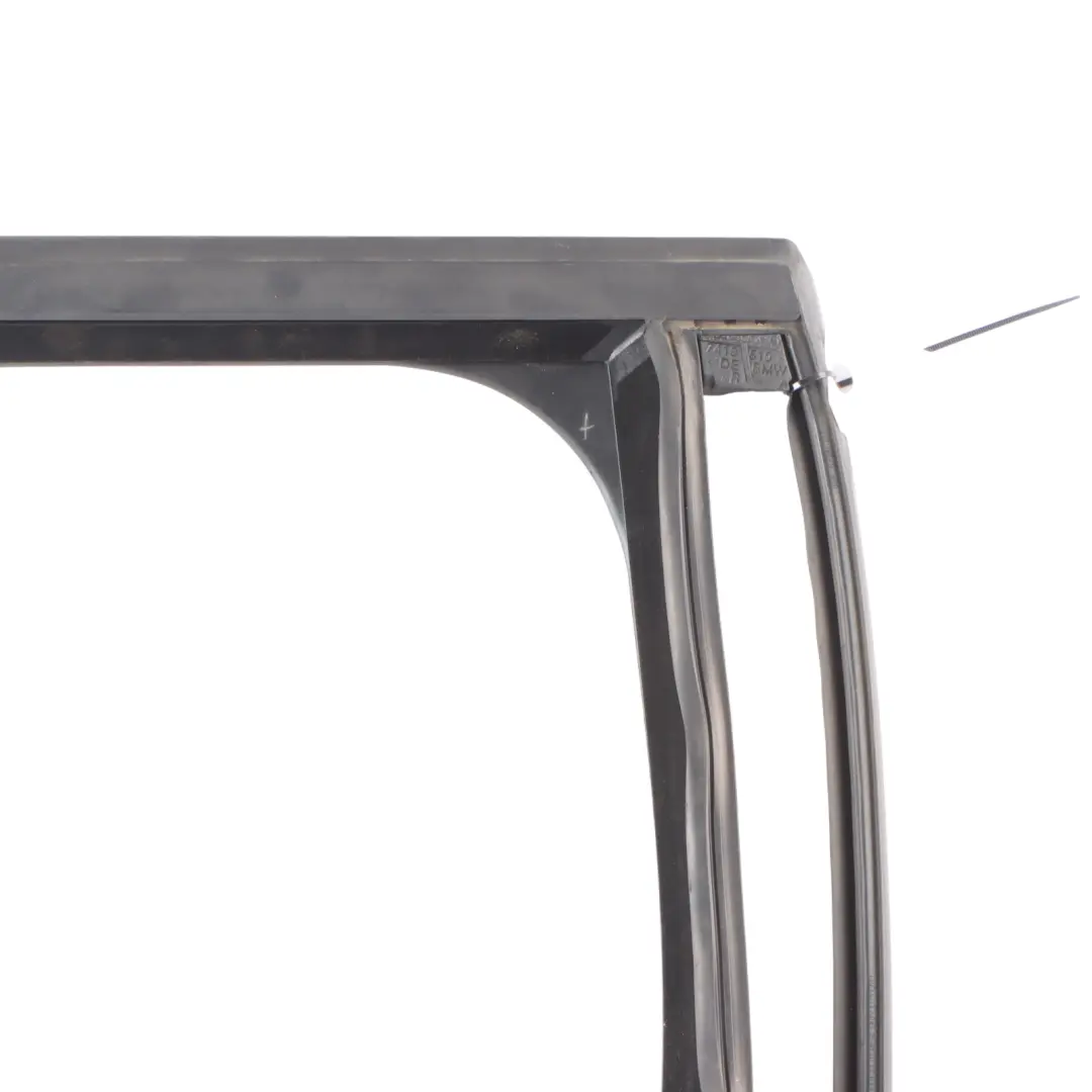 Junta Guía Ventana Puerta Trasera Derecha para BMW X1 F48 con número de pieza 7349654 BMW X1 F48 Junta Guía Ventana Puerta Trasera Derecha - SKU 7349654 - Número de pieza 7349654