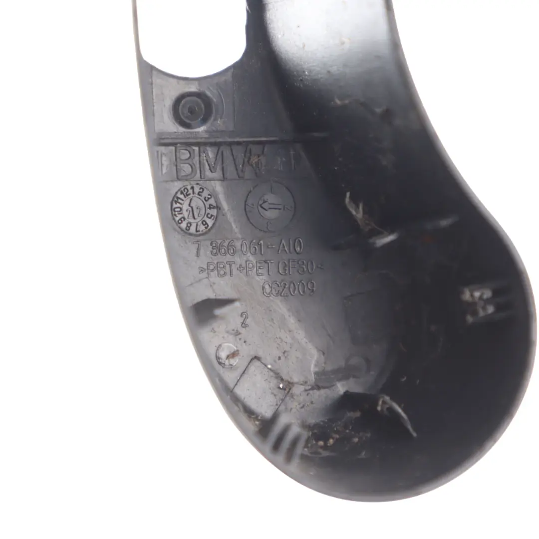 Copertura Tergicristallo Lunotto Posteriore Nero per BMW F48 X1 con numero di parte 7366061 BMW F48 X1 Copertura Tergicristallo Lunotto Posteriore Nero - SKU 7366061 - Numero di parte 7366061