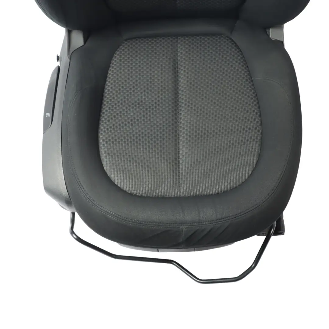 Sedile anteriore sinistro lato passeggero Tessuto Griglia Antracite per BMW F45 F48 con numero di parte 7374617 BMW F45 F48 Sedile anteriore sinistro lato passeggero Tessuto Griglia Antracite - SKU 7374617 - Numero di parte 7374617