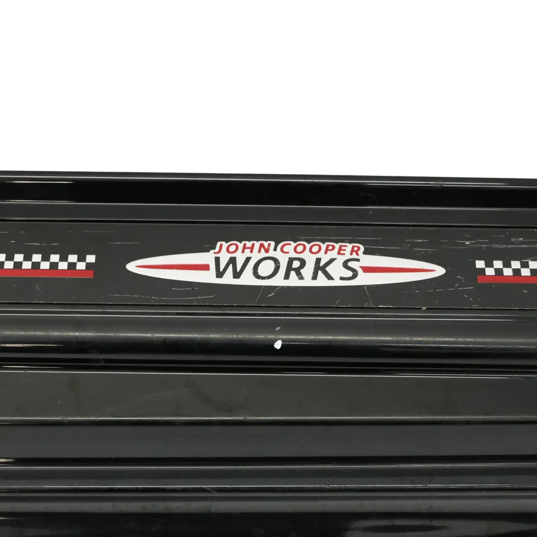 Cache latérale droite JCW Couvercle de seuil Midnight Black A94 pour Mini F56 F57 à propos du numéro de pièce 7382182 Mini F56 F57 Cache latérale droite JCW Couvercle de seuil Midnight Black A94 - SKU 7382182-MNB - Numéro de pièce 7382182