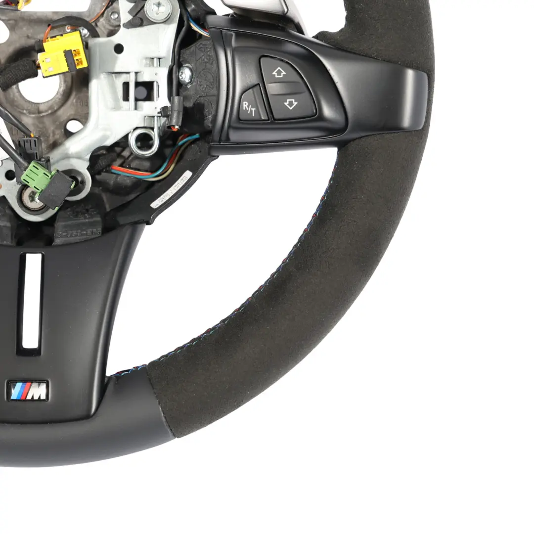Volant NEUF Cuir Noir Alcantara M Sport Changement de Vitesse pour BMW Z4 E85 E86 à propos du numéro de pièce 7841386 BMW Z4 E85 E86 Volant NEUF Cuir Noir Alcantara M Sport Changement de Vitesse - SKU 7841386-1 - Numéro de pièce 7841386