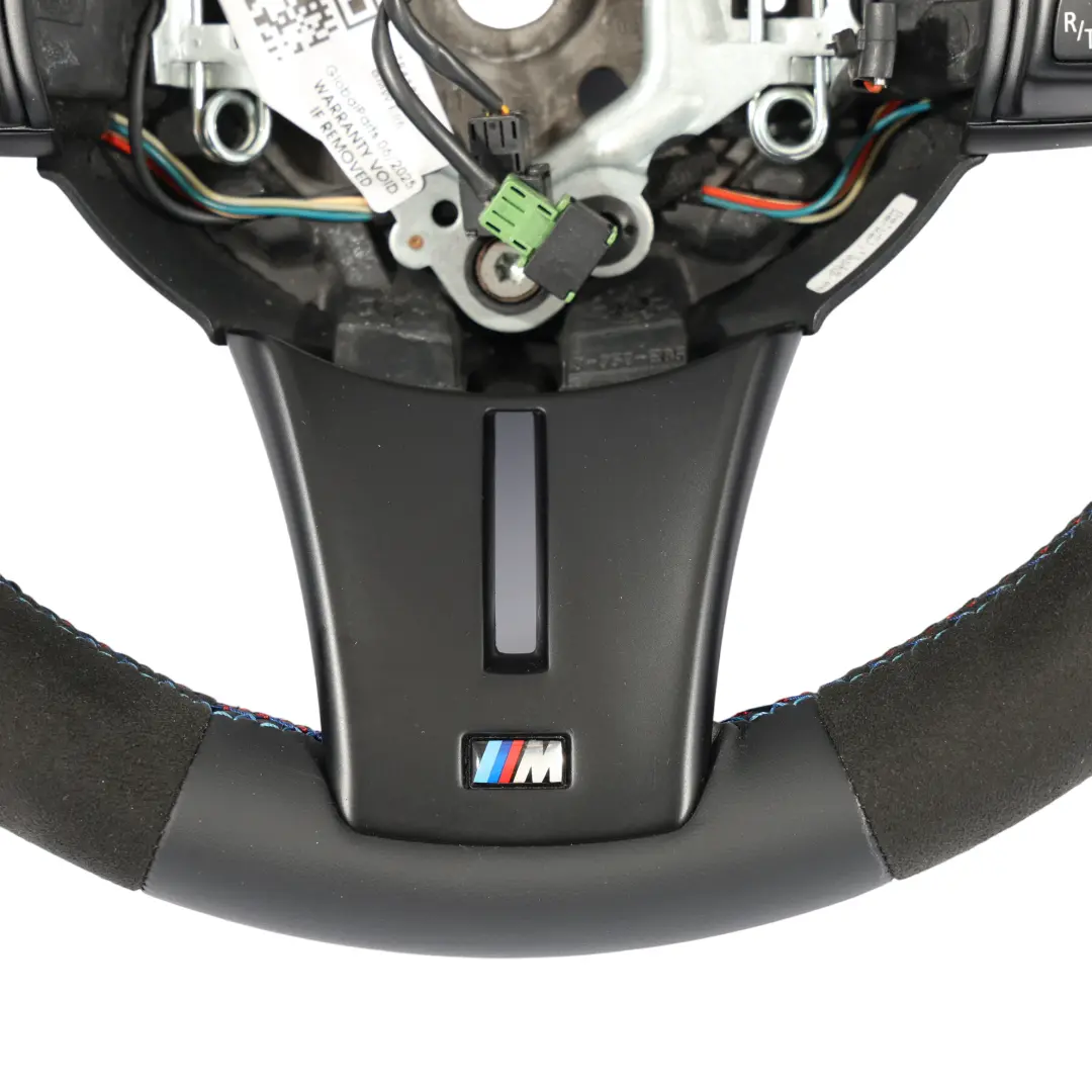 Volant NEUF Cuir Noir Alcantara M Sport Changement de Vitesse pour BMW Z4 E85 E86 à propos du numéro de pièce 7841386 BMW Z4 E85 E86 Volant NEUF Cuir Noir Alcantara M Sport Changement de Vitesse - SKU 7841386-1 - Numéro de pièce 7841386