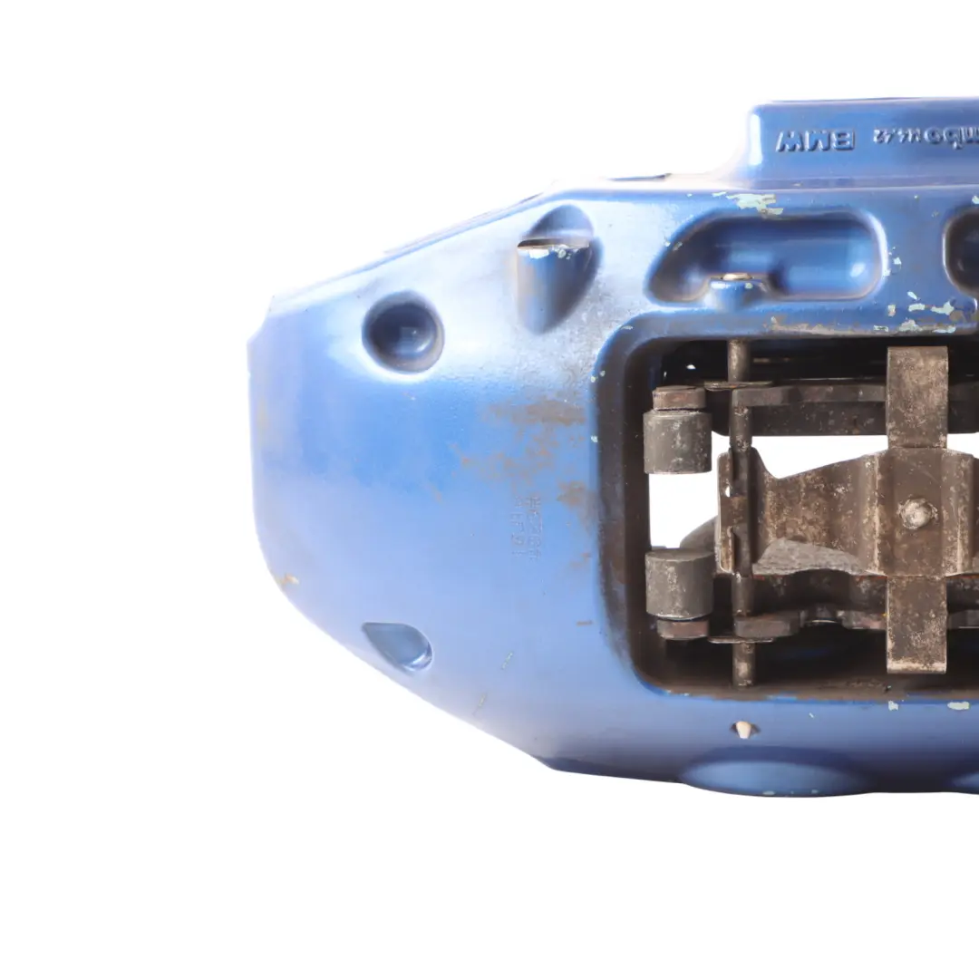 Front Brake Housing Caliper Right O/S to BMW X5 E70 X6 E71 with Part number 7847242 BMW X5 E70 X6 E71 Front Brake Housing Caliper Right O/S - SKU 7847242 - Part number 7847242