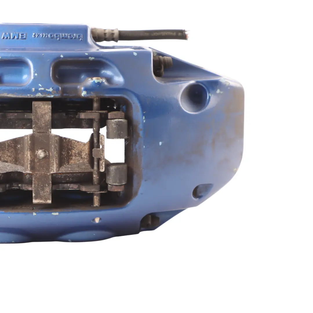 Front Brake Housing Caliper Right O/S to BMW X5 E70 X6 E71 with Part number 7847242 BMW X5 E70 X6 E71 Front Brake Housing Caliper Right O/S - SKU 7847242 - Part number 7847242