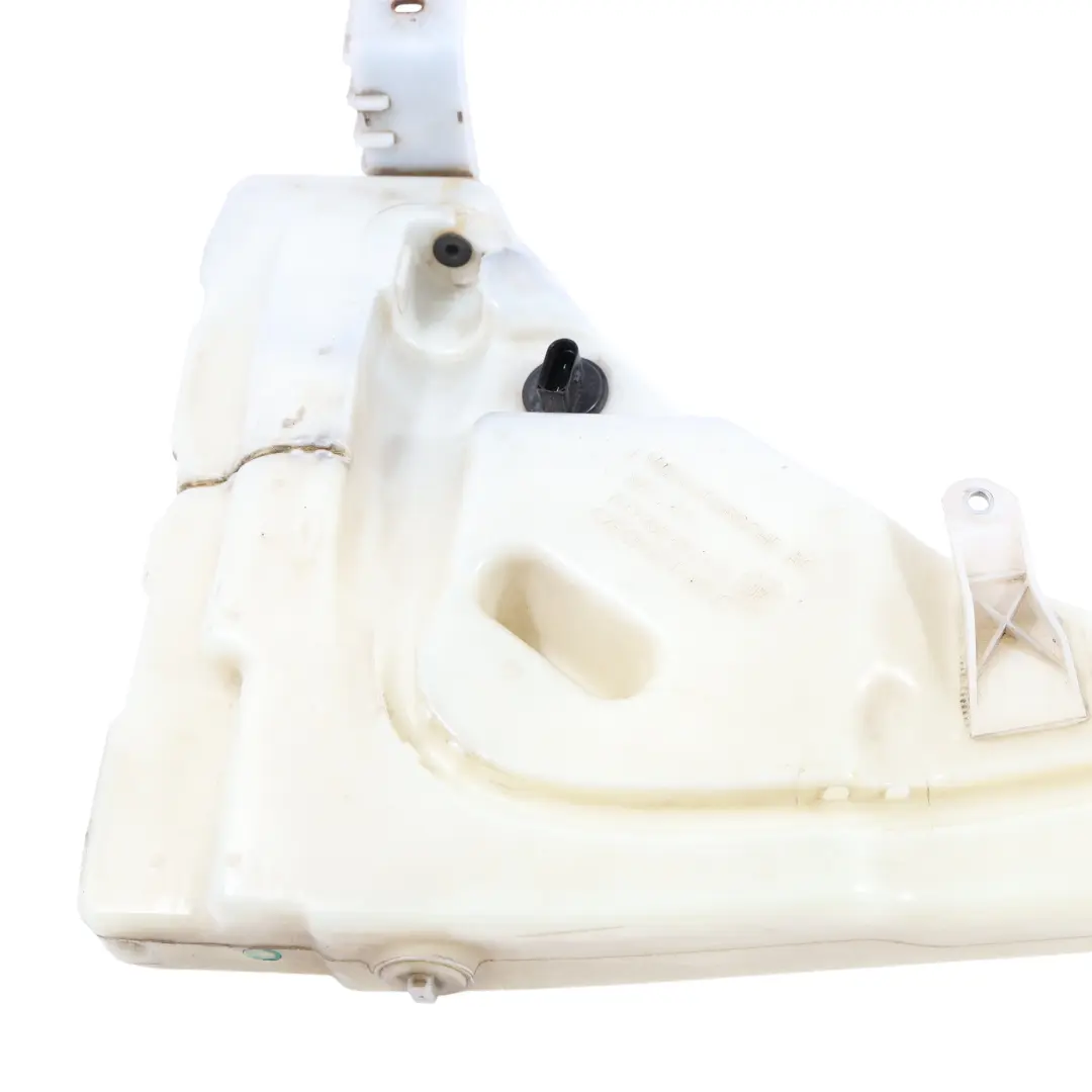7L Réservoir De Liquide Lave Glace pour Volkswagen VW Touareg à propos du numéro de pièce 7L0955453G Volkswagen VW Touareg 7L Réservoir De Liquide Lave Glace - SKU 7L0955453G - Numéro de pièce 7L0955453G