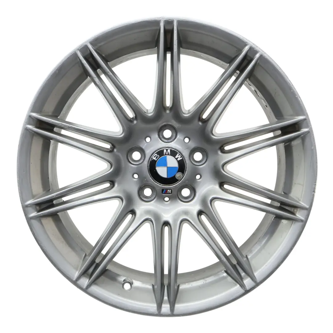 Hinten Alu Felge Alufelge 19" M Double Spoke 225 9J ET:39 für BMW E90 E91 E92 mit Teilenummer 8037142 BMW E90 E91 E92 Hinten Alu Felge Alufelge 19" M Double Spoke 225 9J ET:39 - SKU 8037142-1 - Teilenummer 8037142