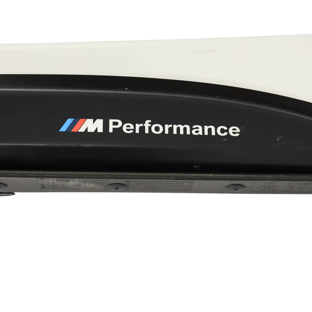 Gonna Laterale BMW F30 M Sport Striscia Sinistra M Performance Alpinweiss 300 per con numero di parte 8056579 Gonna Laterale BMW F30 M Sport Striscia Sinistra M Performance Alpinweiss 300 - SKU 8056579-AW3 - Numero di parte 8056579