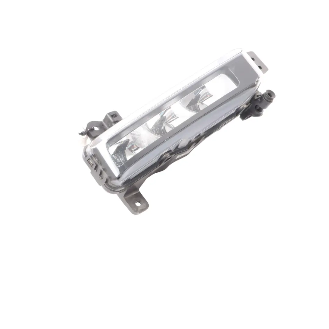 Front Fog Light Lamp LED Right O/S to BMW X1 F48 with Part number 8089526 BMW X1 F48 Front Fog Light Lamp LED Right O/S - SKU 8089526 - Part number 8089526