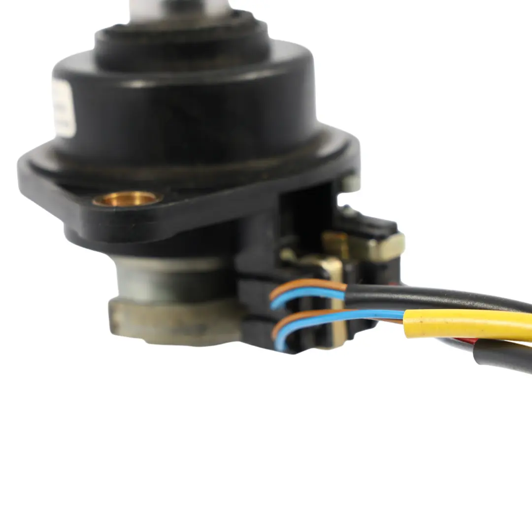 Serrure De Coffre Arrière pour BMW E38 à propos du numéro de pièce 8166688 BMW E38 Serrure De Coffre Arrière - SKU 8166688 - Numéro de pièce 8166688