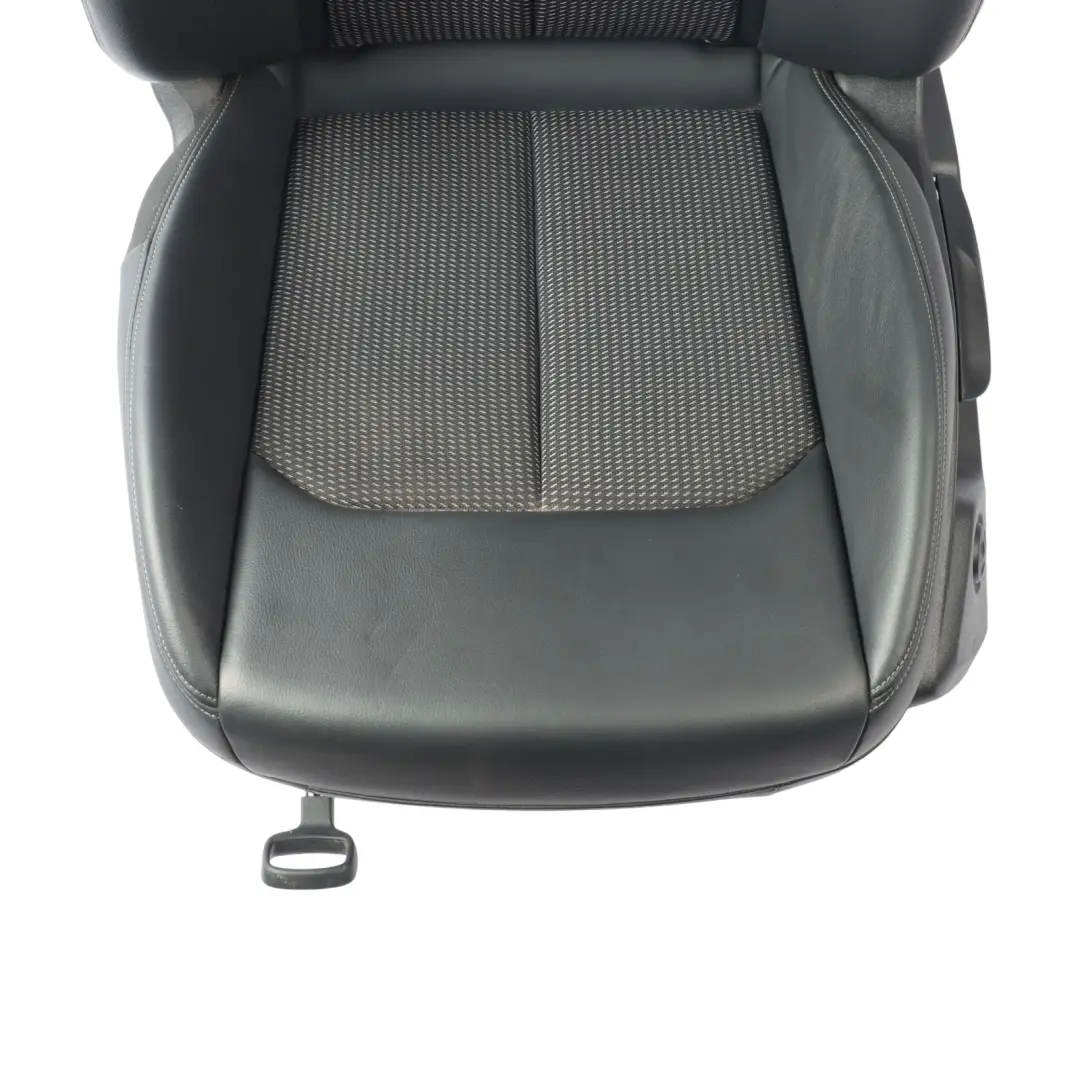 Sedile Anteriore Sinistro Interno S Line Mezza Pelle Nero Grigio Audi Q2 GA - SKU 81A881805AP-2 - Numero di parte 81A881805AP