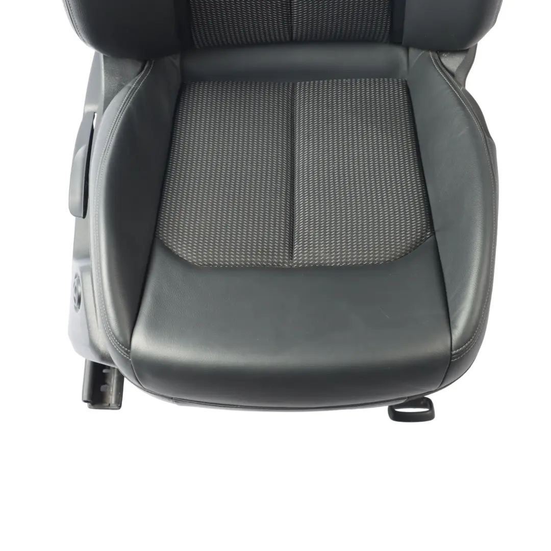 Audi Q2 GA Asiento Delantero Derecho Interior S Line Medio Cuero Negro Gris - SKU 81A881806AP-2 - Número de pieza 81A881806AP