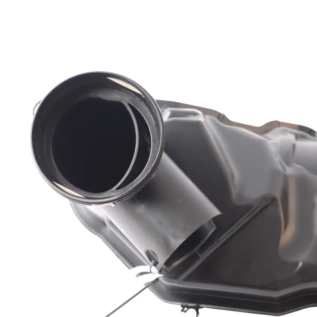 Intake BMW F70 F74 U06 Active Tourer Inlet Pipe Hose to Air with Part number 8489423 Air Intake BMW F70 F74 U06 Active Tourer Inlet Pipe Hose - SKU 8489423 - Part number 8489423