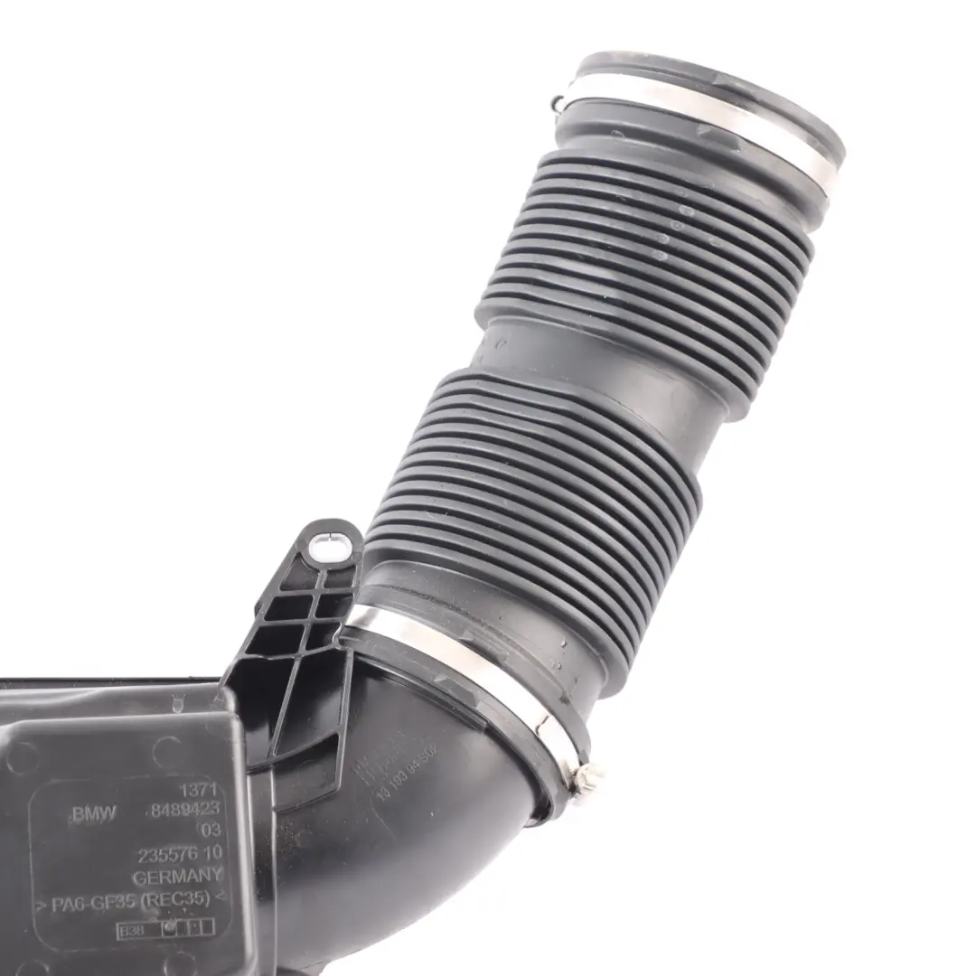 Intake BMW F70 F74 U06 Active Tourer Inlet Pipe Hose to Air with Part number 8489423 Air Intake BMW F70 F74 U06 Active Tourer Inlet Pipe Hose - SKU 8489423 - Part number 8489423