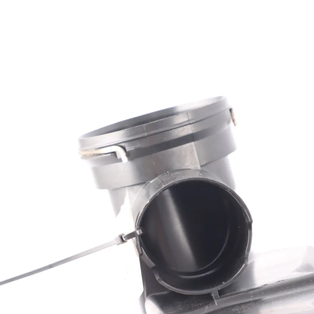 Intake BMW F70 F74 U06 Active Tourer Inlet Pipe Hose to Air with Part number 8489423 Air Intake BMW F70 F74 U06 Active Tourer Inlet Pipe Hose - SKU 8489423 - Part number 8489423