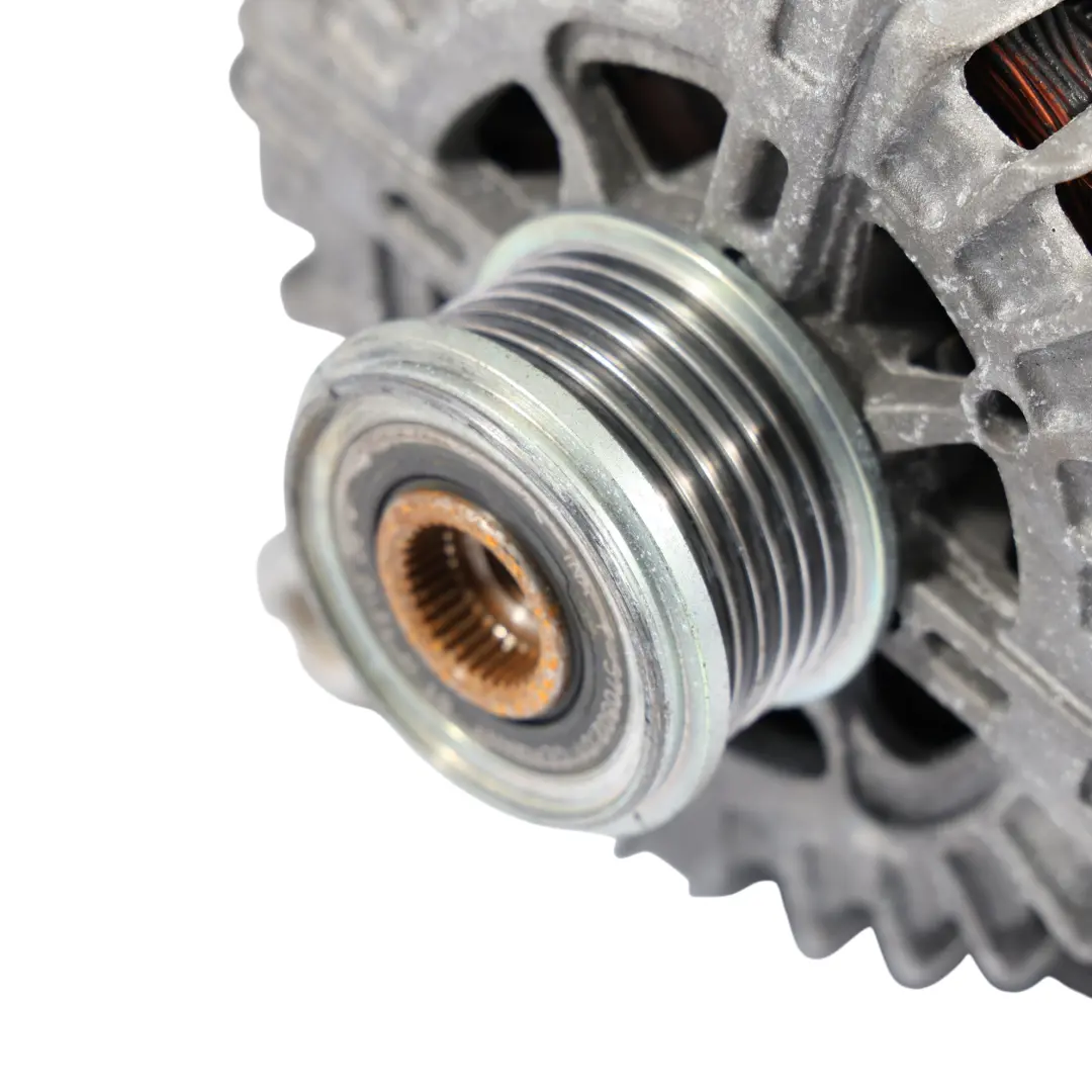N47N Generatore Alternatore Diesel Motore 220A Valeo 8507625 per BMW F07 F10 F11 con numero di parte 8579420 BMW F07 F10 F11 N47N Generatore Alternatore Diesel Motore 220A Valeo 8507625 - SKU 8579420-1 - Numero di parte 8579420