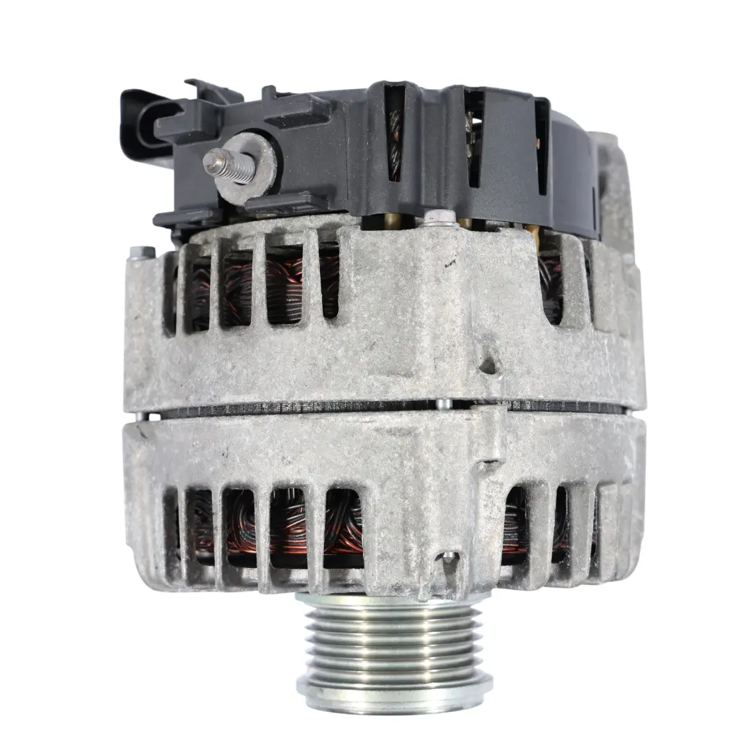 N47N Generatore Alternatore Diesel Motore 220A Valeo 8507625 per BMW F07 F10 F11 con numero di parte 8579420 BMW F07 F10 F11 N47N Generatore Alternatore Diesel Motore 220A Valeo 8507625 - SKU 8579420-1 - Numero di parte 8579420