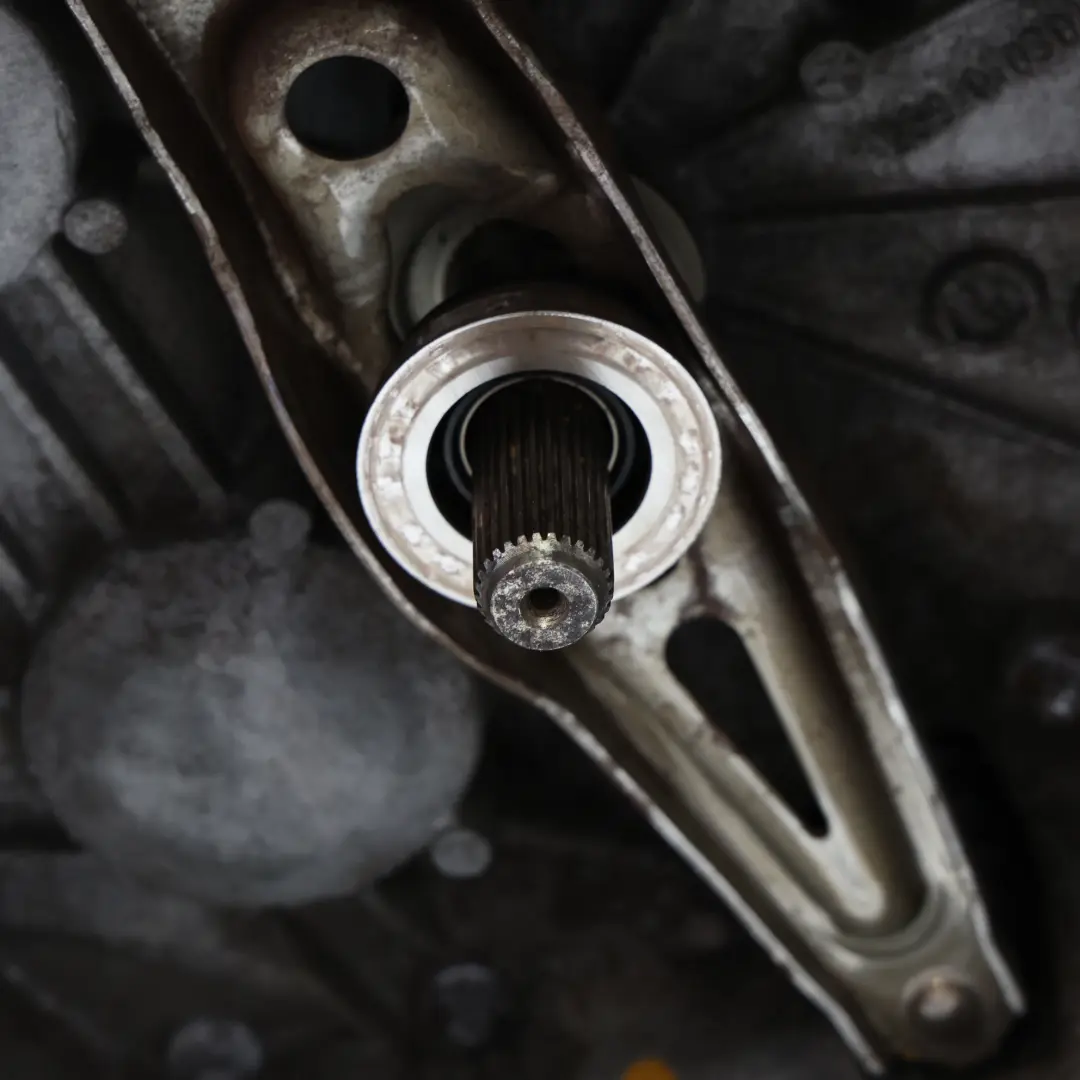 B38 Manual Gearbox 6 Speed GS6-59SG WARRANTY to Mini One F56 F57 Petrol with Part number 8687653 Mini One F56 F57 Petrol B38 Manual Gearbox 6 Speed GS6-59SG WARRANTY - SKU 8687653 - Part number 8687653