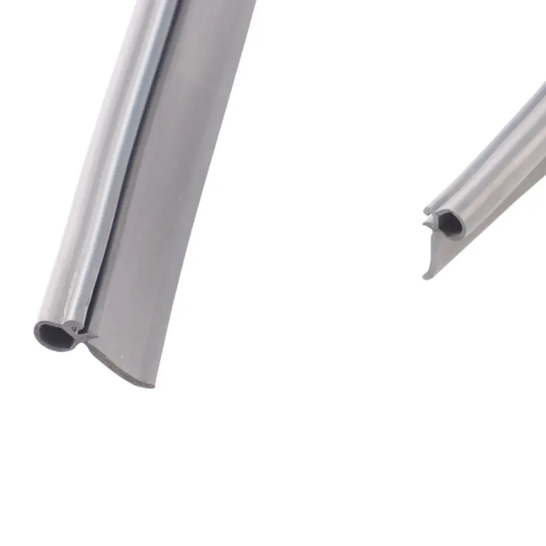 Front Engine Hood Boot Bonnet Gasket Seal Rubber to BMW U06 with Part number 8737140 BMW U06 Front Engine Hood Boot Bonnet Gasket Seal Rubber - SKU 8737140 - Part number 8737140