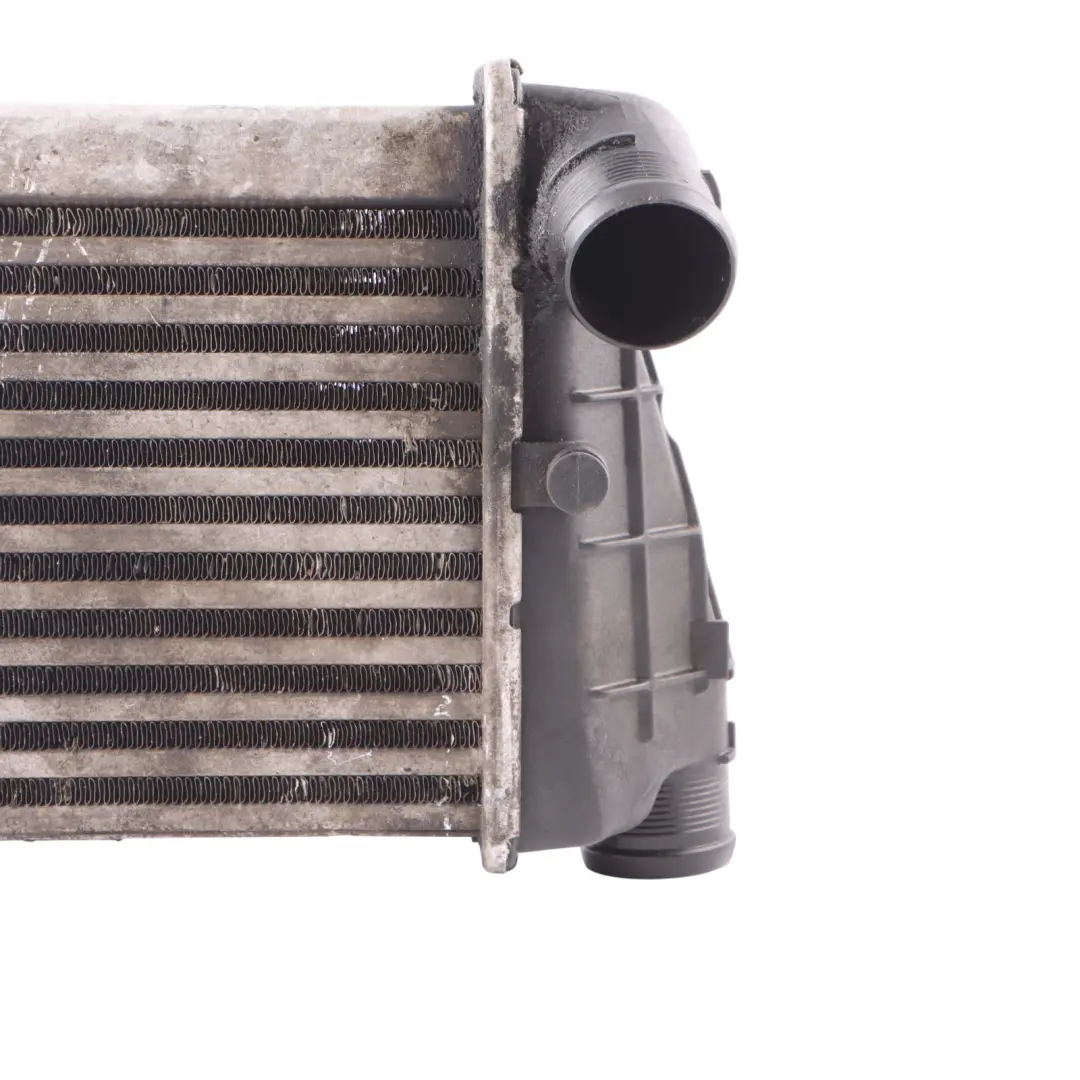 Charge Air Cooler Radiator to Audi A4 B7 2.0 TFSI Intercooler with Part number 8E0145805A Audi A4 B7 2.0 TFSI Intercooler Charge Air Cooler Radiator - SKU 8E0145805A - Part number 8E0145805A
