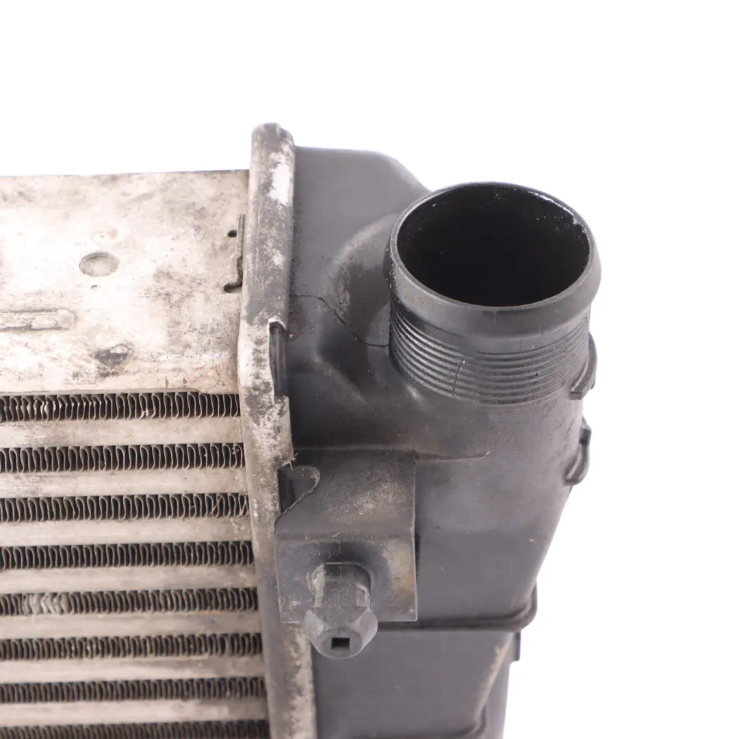 Charge Air Cooler Radiator to Audi A4 B7 2.0 TFSI Intercooler with Part number 8E0145805A Audi A4 B7 2.0 TFSI Intercooler Charge Air Cooler Radiator - SKU 8E0145805A - Part number 8E0145805A