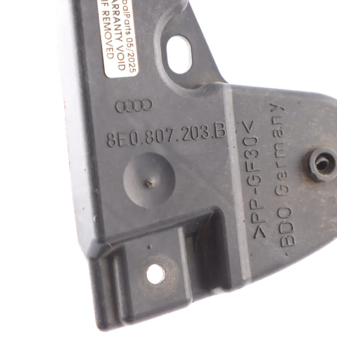 Frontstoßstange Stoßstangenhalterung Halterung Vorne Links für Audi A4 B7 mit Teilenummer 8E0807203B Audi A4 B7 Frontstoßstange Stoßstangenhalterung Halterung Vorne Links - SKU 8E0807203B - Teilenummer 8E0807203B