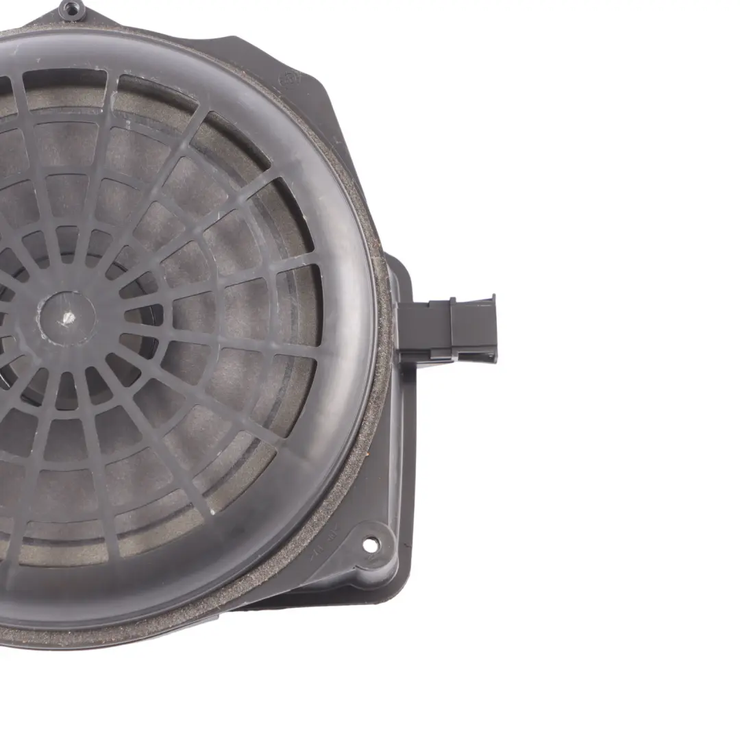 Subwoofer Bass Speaker Bose to Audi A4 B7 with Part number 8E5035412D Audi A4 B7 Subwoofer Bass Speaker Bose - SKU 8E5035412D - Part number 8E5035412D