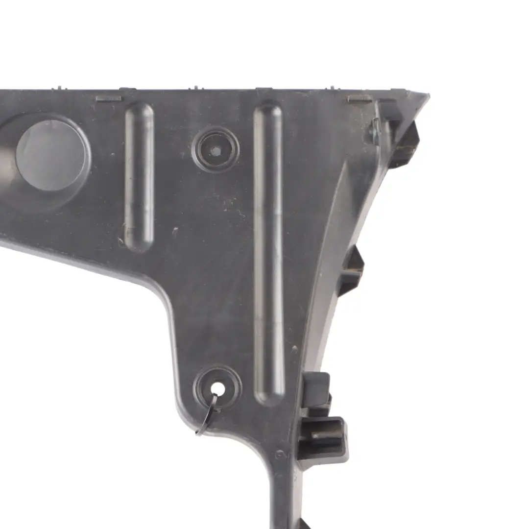 Prowadnica Mocowania Zderzaka Tylna Lewa do Audi A4 B7 o numerze 8E5807453A Audi A4 B7 Prowadnica Mocowania Zderzaka Tylna Lewa - SKU 8E5807453A - Numer Części 8E5807453A