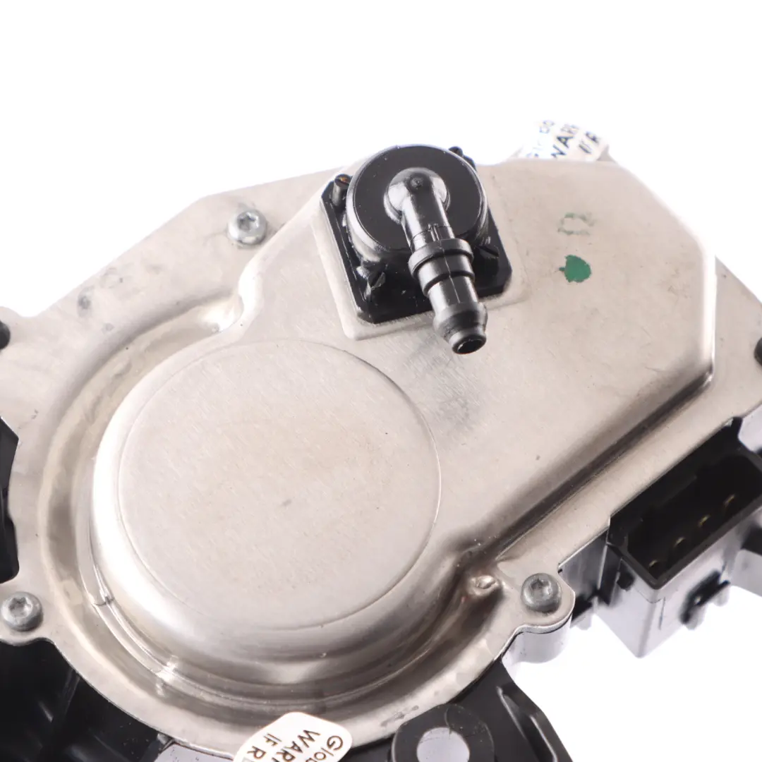 Wiper Motor Audi A3 A4 A6 Rear Window Tailgate Drive Unit to with Part number 8E9955711E Wiper Motor Audi A3 A4 A6 Rear Window Tailgate Drive Unit - SKU 8E9955711E - Part number 8E9955711E