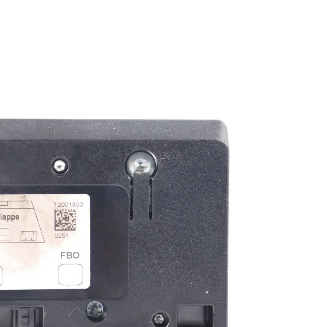 Audi A4 B7 Cabrio Módulo Amplificador Antena Izquierdo - SKU 8H0035225J - Número de pieza 8H0035225J
