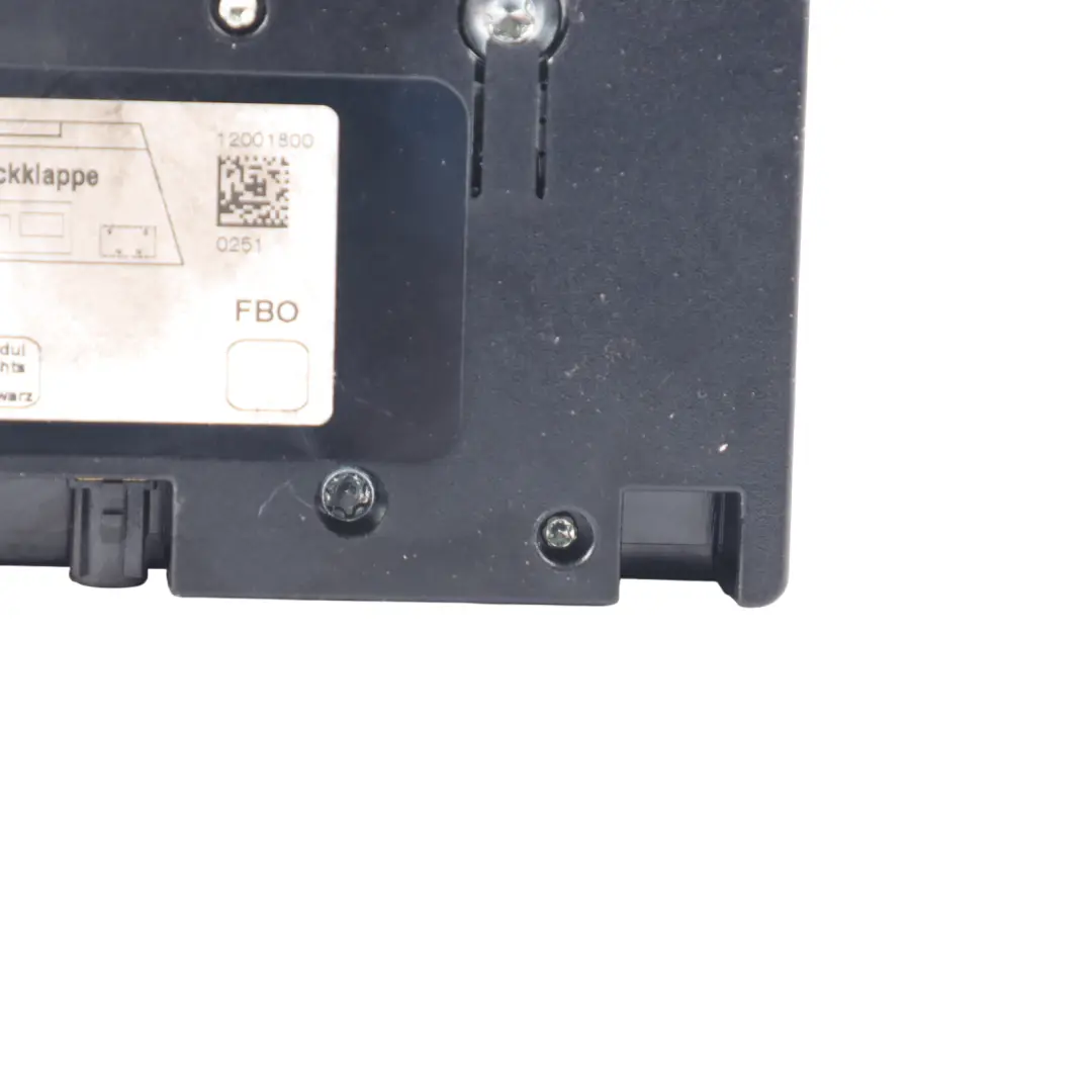 Aerial Antenna Amplifier Module Unit Left N/S to Audi A4 B7 Cabrio with Part number 8H0035225J Audi A4 B7 Cabrio Aerial Antenna Amplifier Module Unit Left N/S - SKU 8H0035225J - Part number 8H0035225J