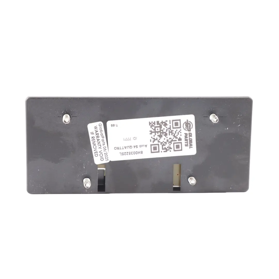 Modulo Amplificatore Antenna Destro per Audi A4 B7 Cabrio con numero di parte 8H0035225L Audi A4 B7 Cabrio Modulo Amplificatore Antenna Destro - SKU 8H0035225L - Numero di parte 8H0035225L