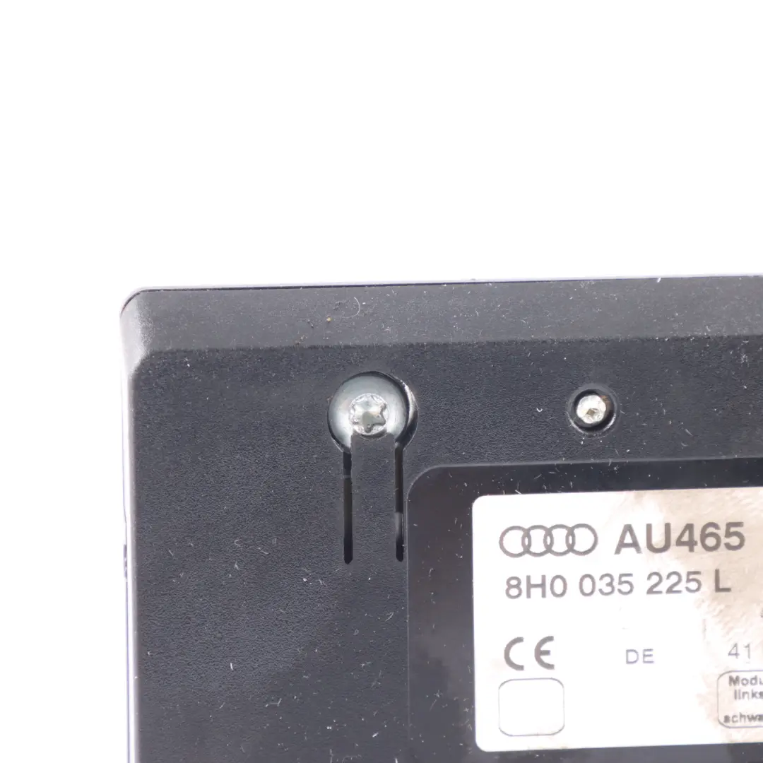 Moduł Wzmacniacza Anteny Prawy do Audi A4 B7 Cabrio o numerze 8H0035225L Audi A4 B7 Cabrio Moduł Wzmacniacza Anteny Prawy - SKU 8H0035225L - Numer Części 8H0035225L