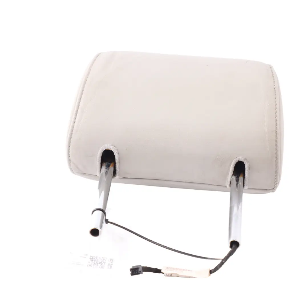 Front Seat Headrest Cover Left Right N/O/S Silver Leather to Audi A4 B7 Cabrio with Part number 8H0881921B Audi A4 B7 Cabrio Front Seat Headrest Cover Left Right N/O/S Silver Leather - SKU 8H0881921B - Part number 8H0881921B