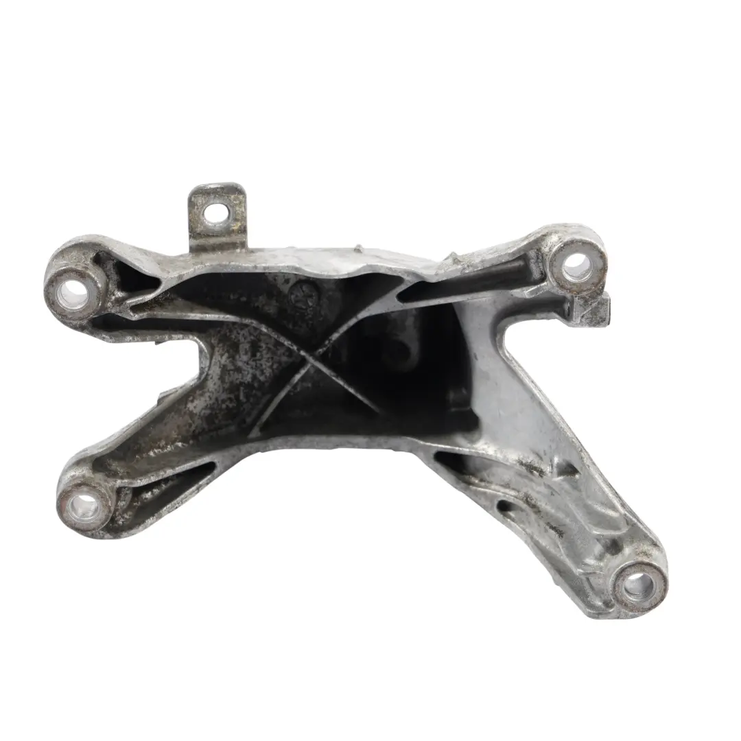 Audi A4 B8 1.8 TFSI Soporte Montaje Motor Lado Exterior Derecho 8K0199308BT - SKU 8K0199308BD - Número de pieza 8K0199308BD