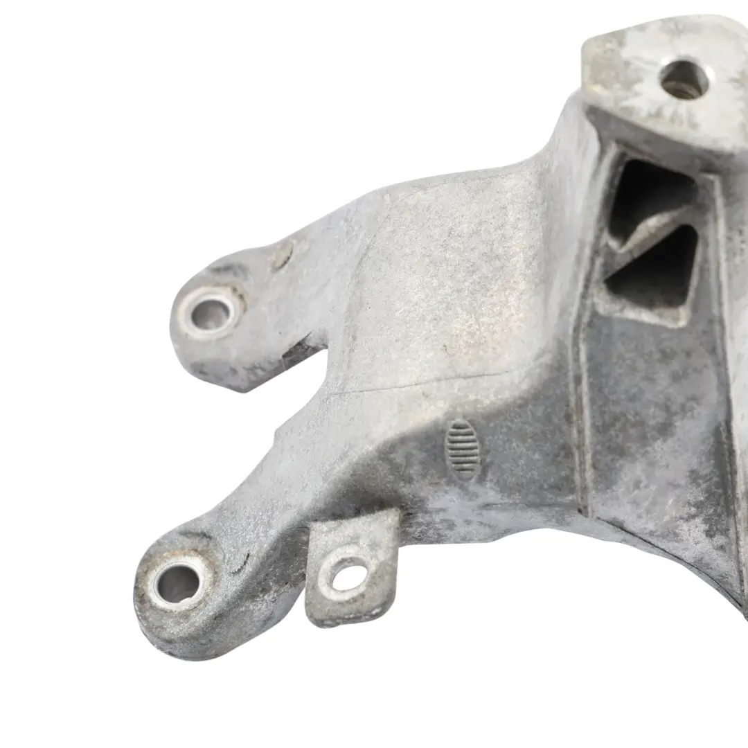 Mocowanie Łapa Wspornik Prawy 8K0199308BT do Audi A4 B8 1.8 TFSI Benzyna o numerze 8K0199308BD Audi A4 B8 1.8 TFSI Benzyna Mocowanie Łapa Wspornik Prawy 8K0199308BT - SKU 8K0199308BD - Numer Części 8K0199308BD