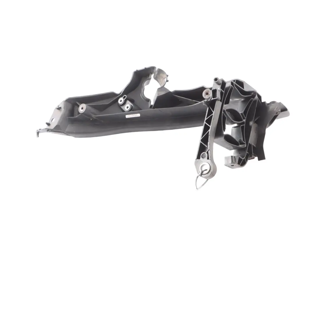 Headlight Bracket Front Right O/S Mounting Support to Audi A4 B8 with Part number 8K0805608A Audi A4 B8 Headlight Bracket Front Right O/S Mounting Support - SKU 8K0805608A - Part number 8K0805608A