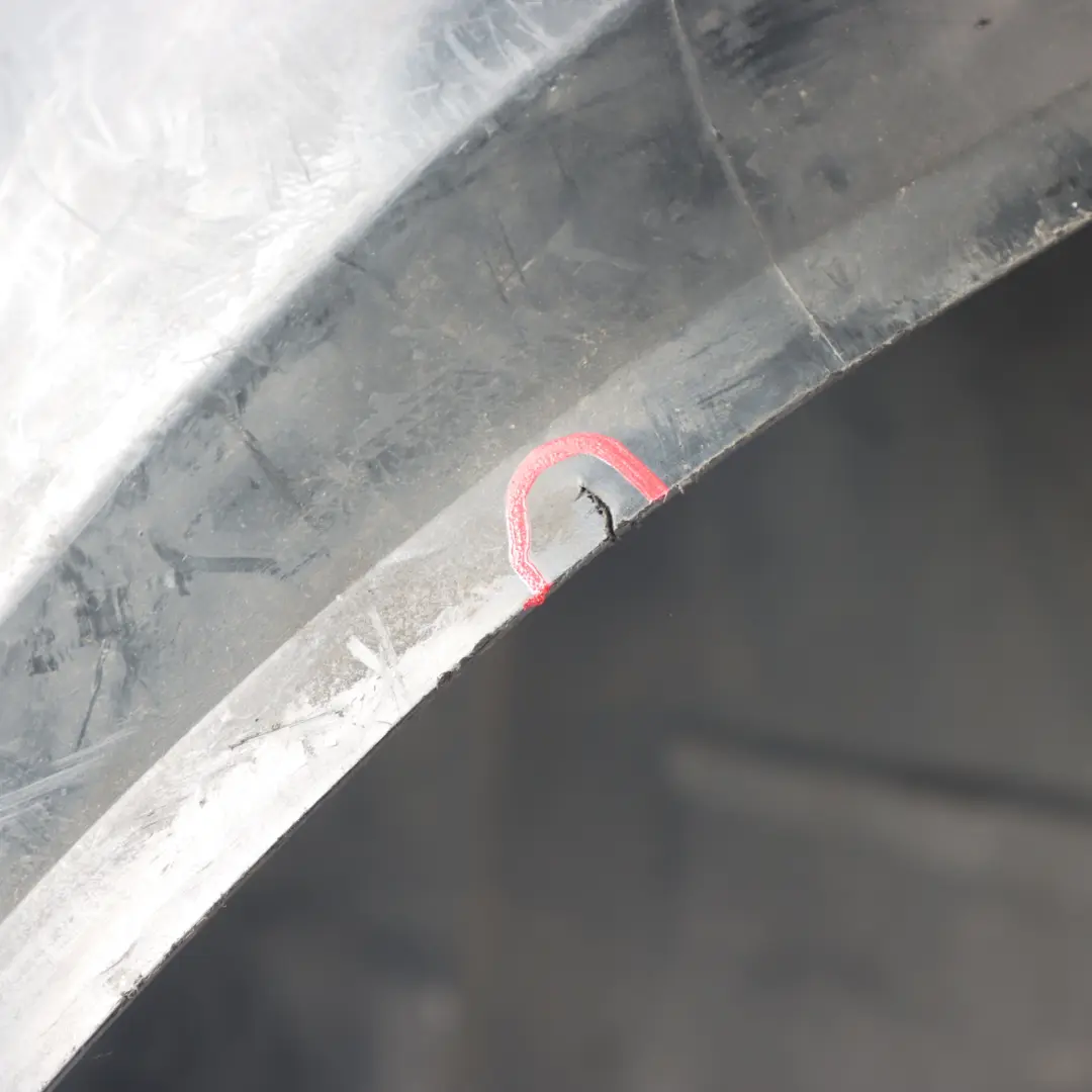 Arch Front Right O/S Housing Cover Splash Guard to Audi A4 B8 Wheel with Part number 8K0821172L Audi A4 B8 Wheel Arch Front Right O/S Housing Cover Splash Guard - SKU 8K0821172L - Part number 8K0821172L