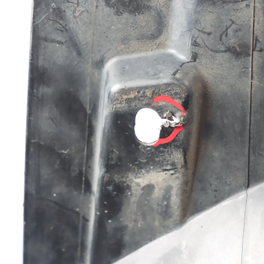 Arch Front Right O/S Housing Cover Splash Guard to Audi A4 B8 Wheel with Part number 8K0821172L Audi A4 B8 Wheel Arch Front Right O/S Housing Cover Splash Guard - SKU 8K0821172L - Part number 8K0821172L