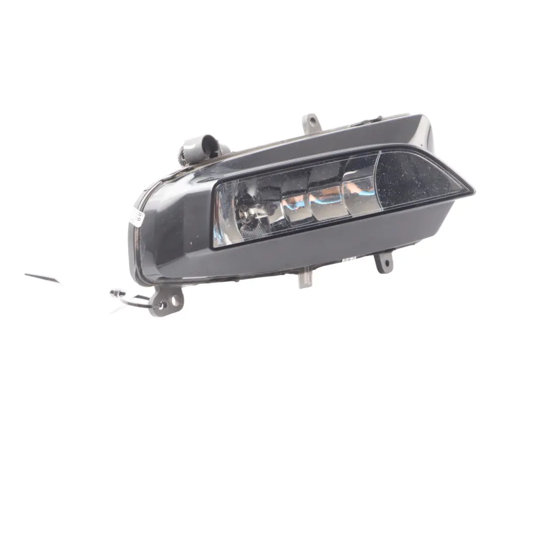 Parachoques Delantero Luz Antiniebla Derecha para Audi A5 8T con número de pieza 8K0941700C Audi A5 8T Parachoques Delantero Luz Antiniebla Derecha - SKU 8K0941700C - Número de pieza 8K0941700C