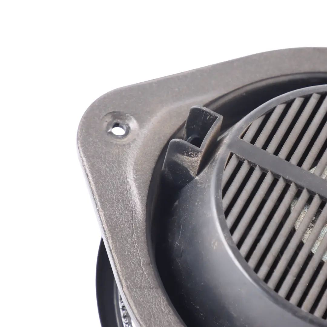 Altavoz De Puerta Delantero Trasero Izquierdo Derecho para Audi A3 8P con número de pieza 8P0035411 Audi A3 8P Altavoz De Puerta Delantero Trasero Izquierdo Derecho - SKU 8P0035411 - Número de pieza 8P0035411