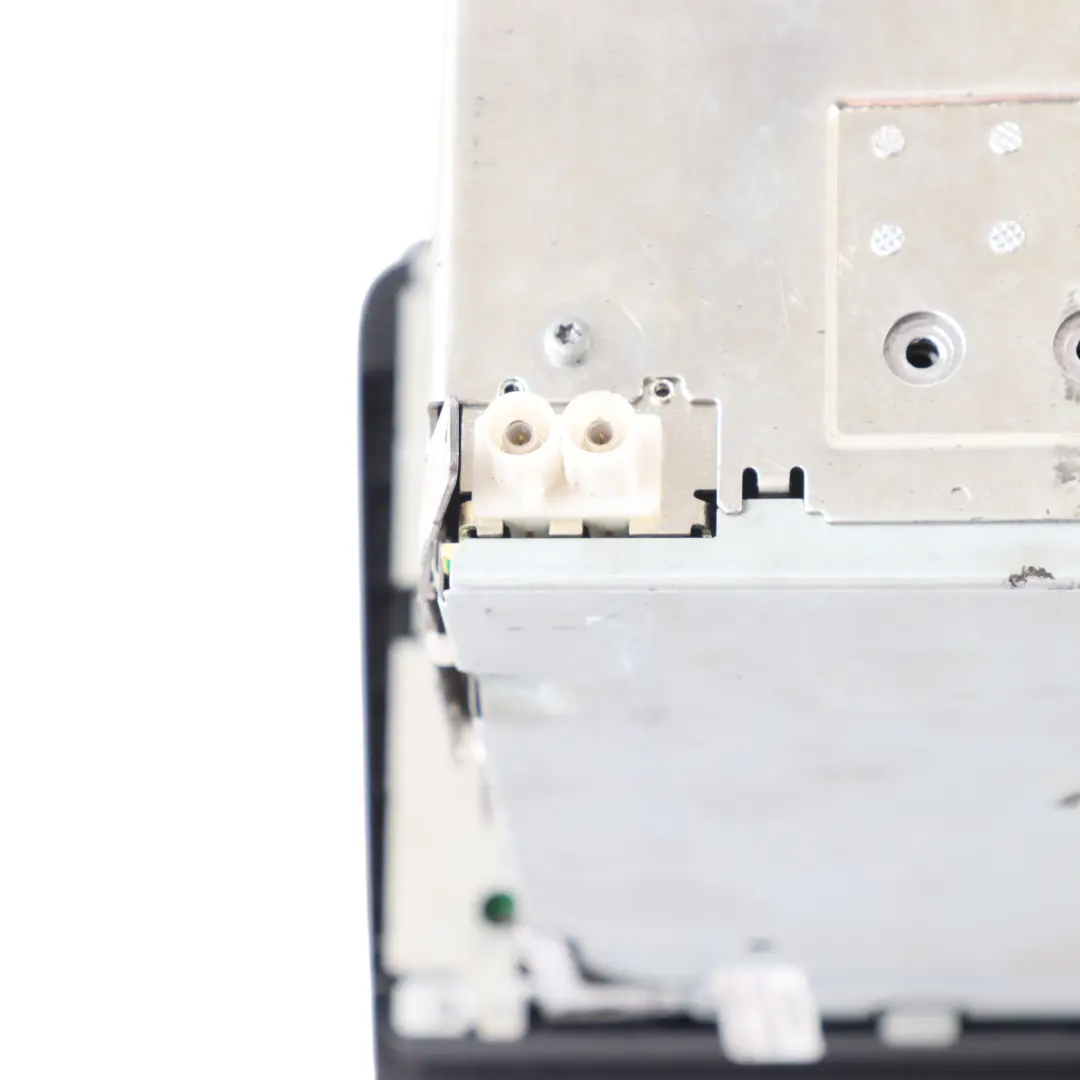 Symphony Multimedia Stereo CD Player Radio Head Unit to Audi A3 8P with Part number 8P0057195GX Audi A3 8P Symphony Multimedia Stereo CD Player Radio Head Unit - SKU 8P0057195GX - Part number 8P0057195GX